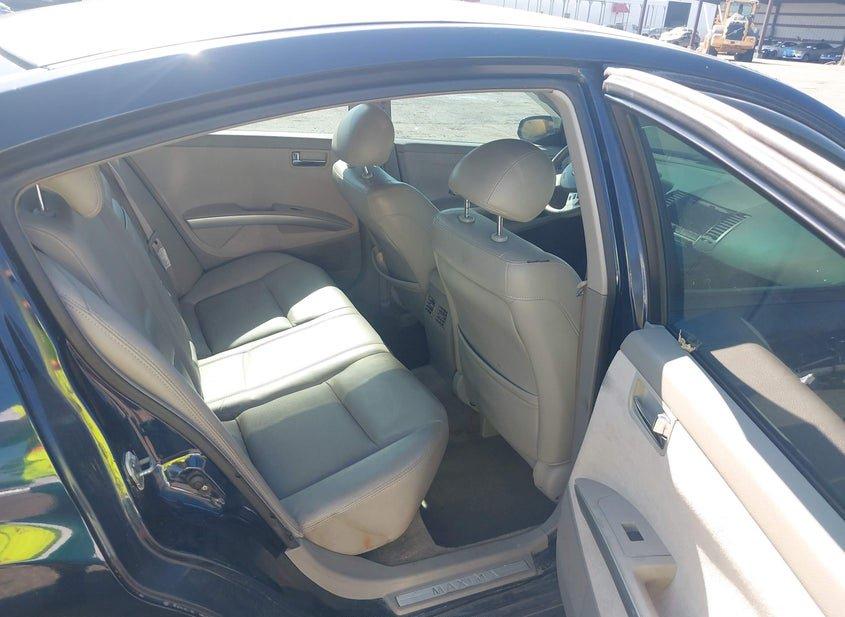 Nissan Maxima