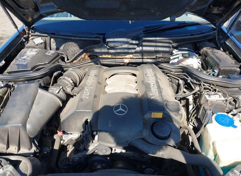 Mercedes-Benz E 320