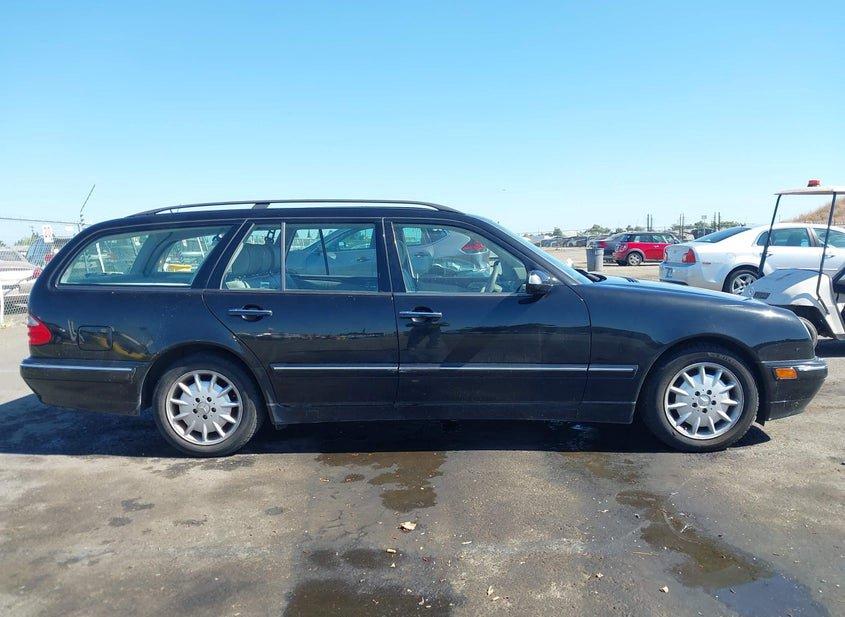 Mercedes-Benz E 320