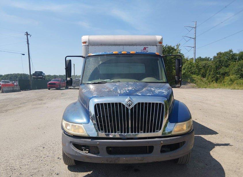 International 4000