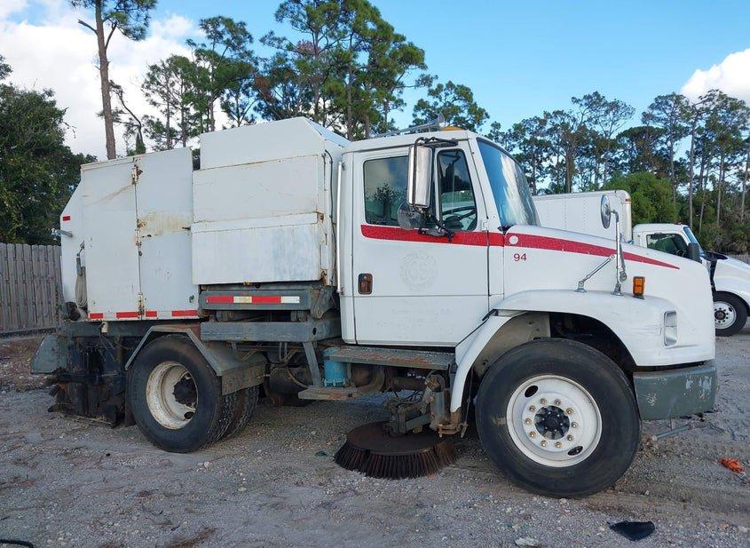 Freightliner Medium Conventional