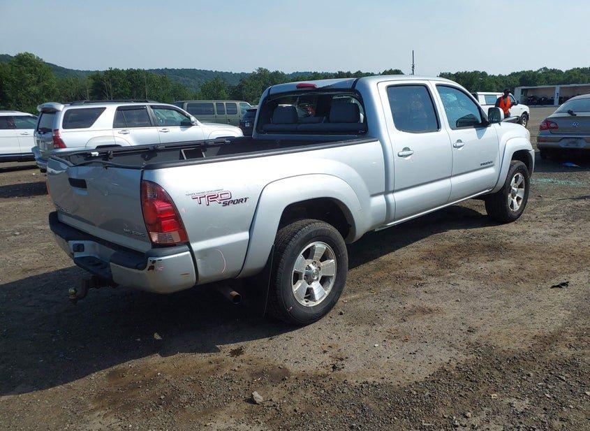 Toyota Tacoma
