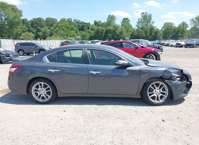 Nissan Maxima