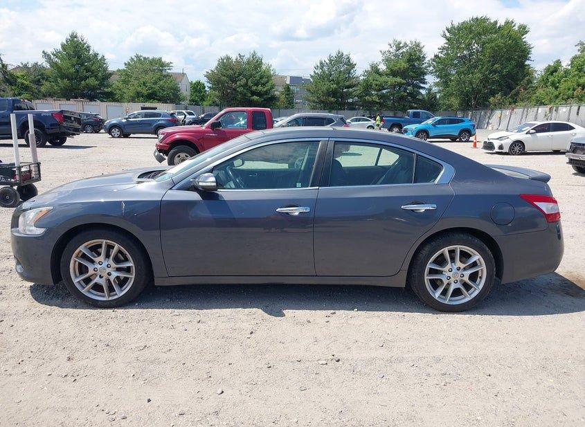 Nissan Maxima
