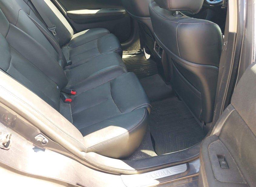 Nissan Maxima
