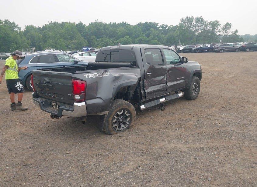 Toyota Tacoma