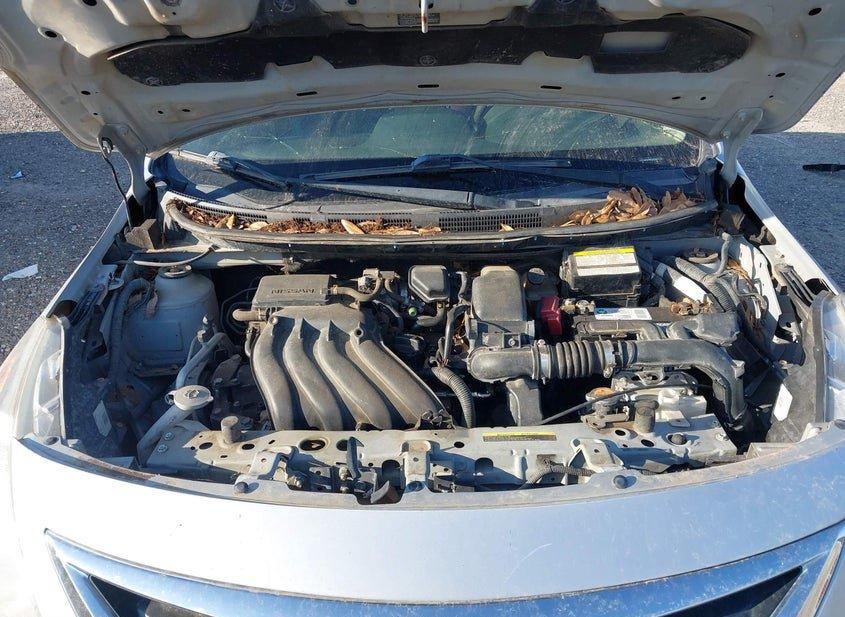 Nissan Versa