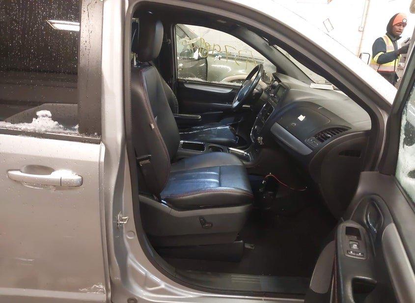 Dodge Grand Caravan