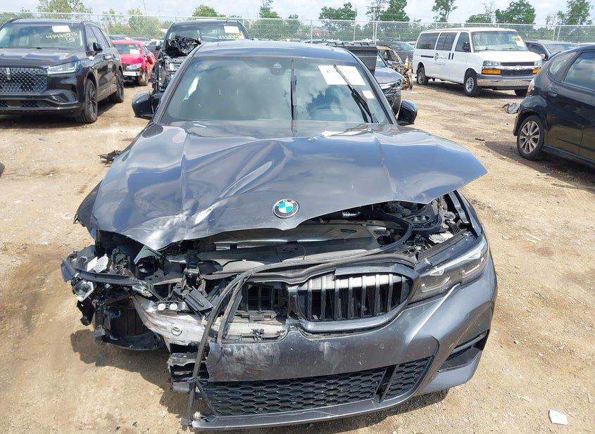 BMW 330I