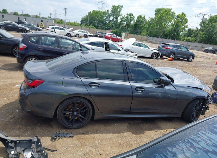 BMW 330I