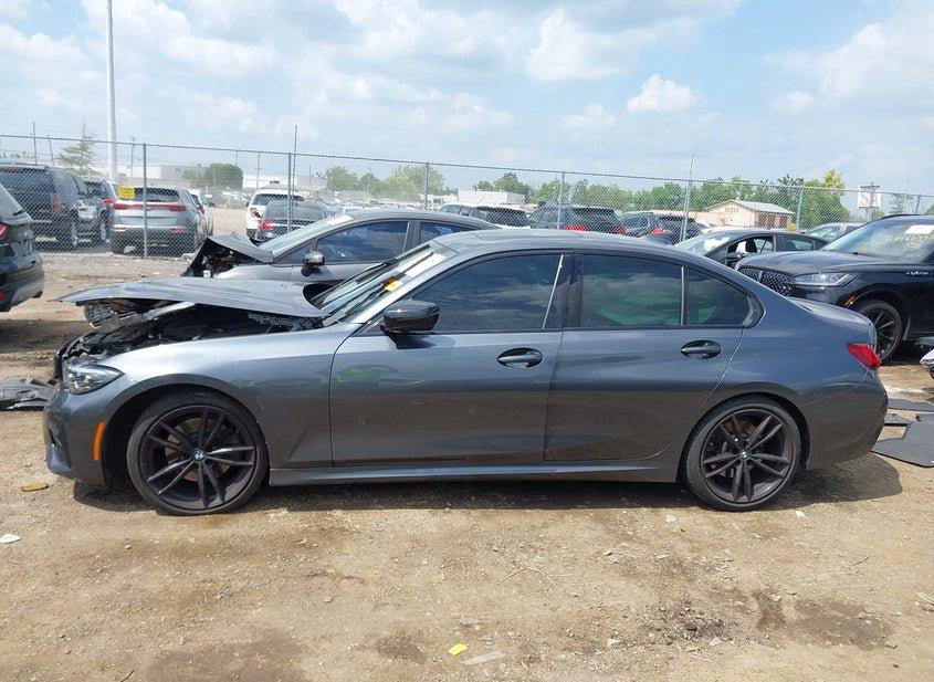 BMW 330I