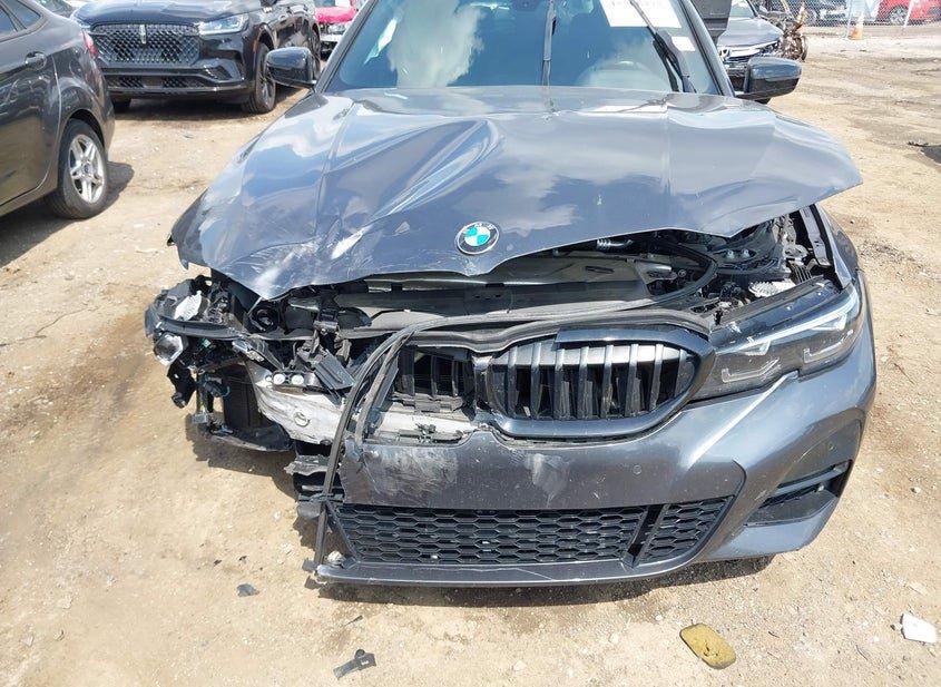 BMW 330I