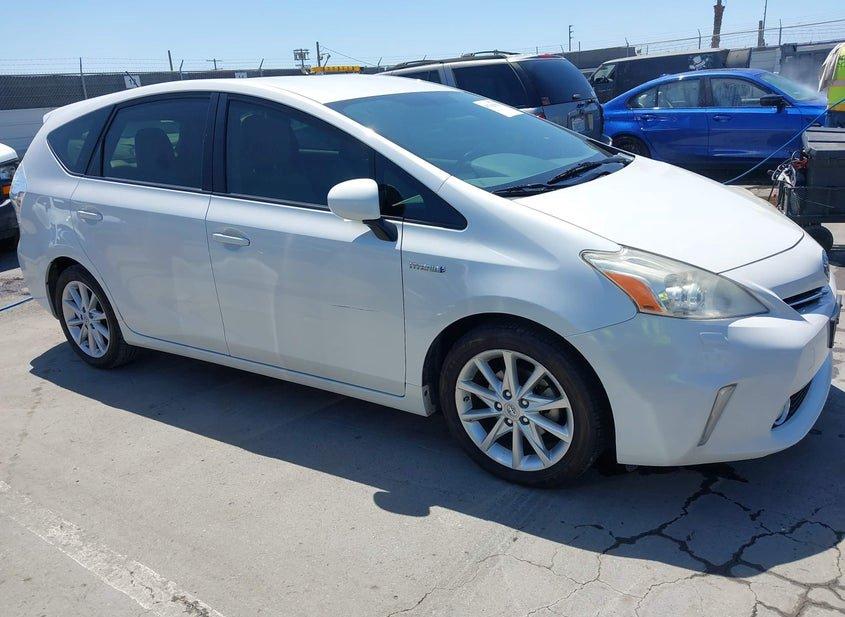 Toyota Prius V