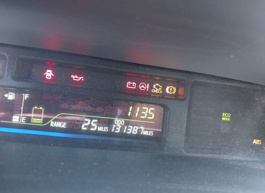 Toyota Prius V