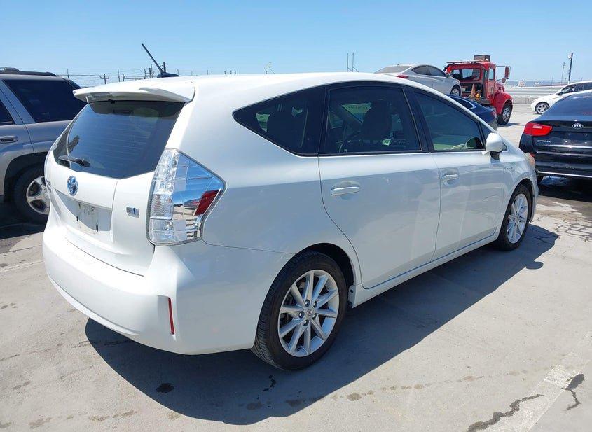 Toyota Prius V