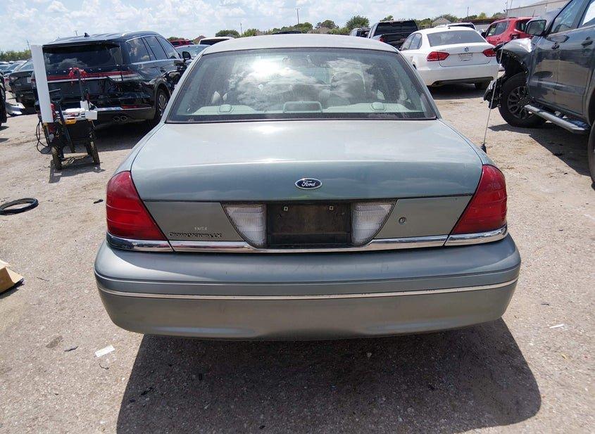 Ford Crown Victoria
