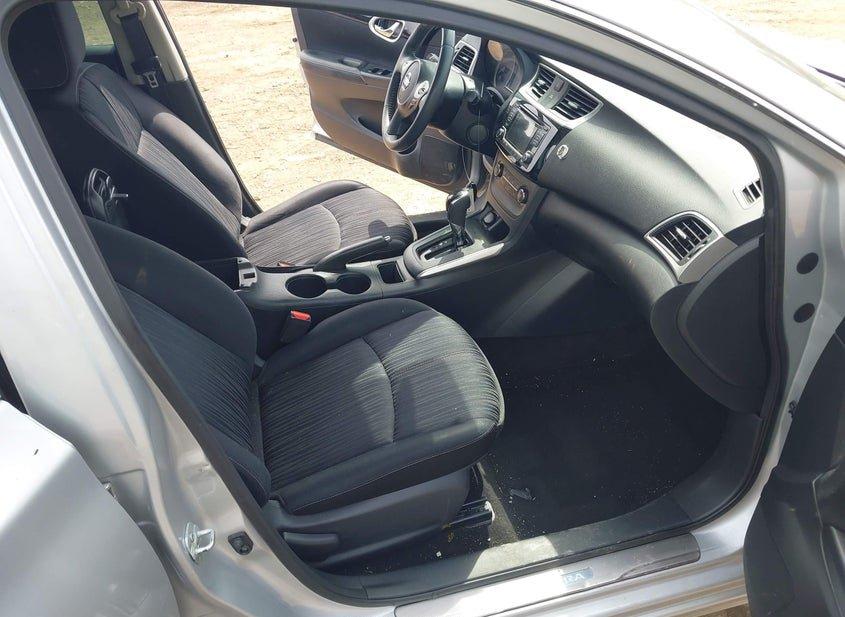 Nissan Sentra