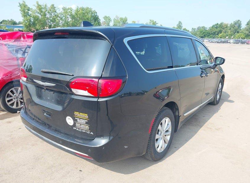 Chrysler Pacifica