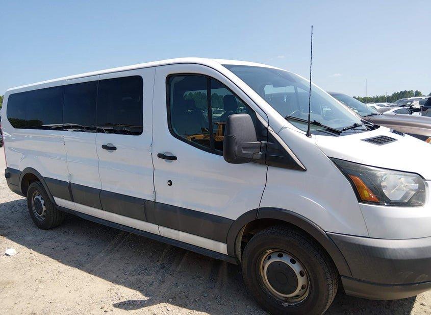Ford Transit-350
