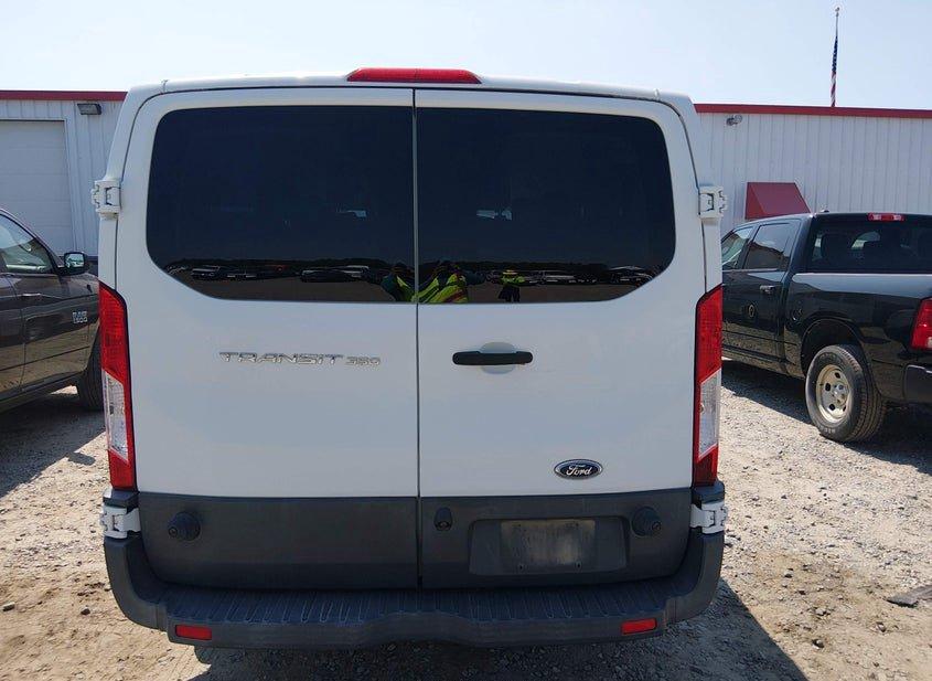 Ford Transit-350