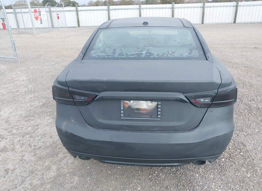 Nissan Maxima
