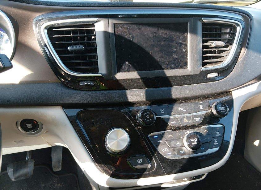 Chrysler Pacifica