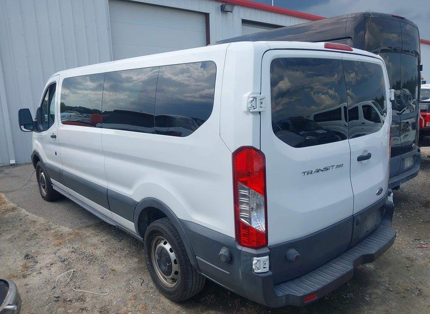 Ford Transit-350