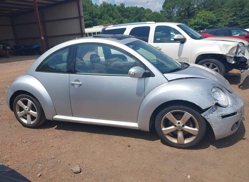 Volkswagen New Beetle Coupe