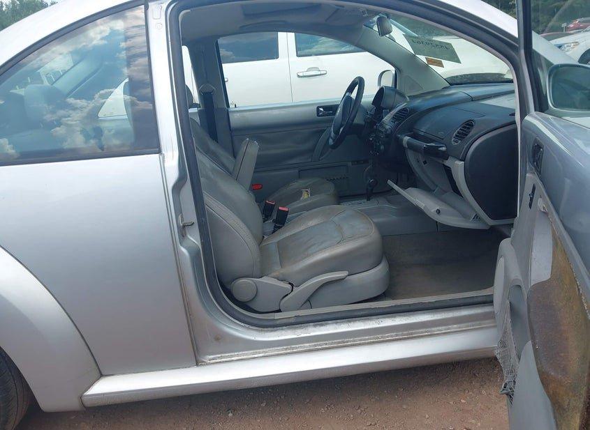 Volkswagen New Beetle Coupe