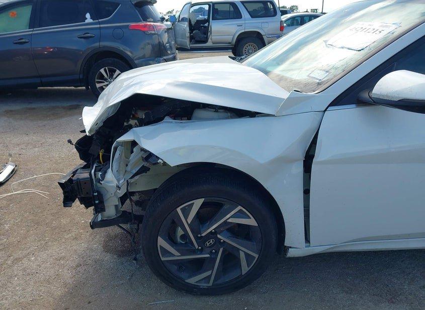 Hyundai Elantra Hybrid