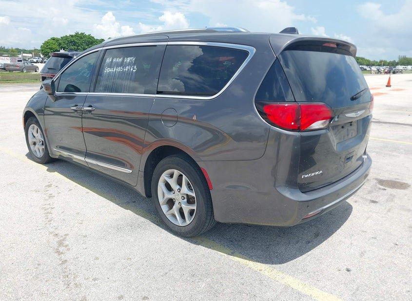 Chrysler Pacifica