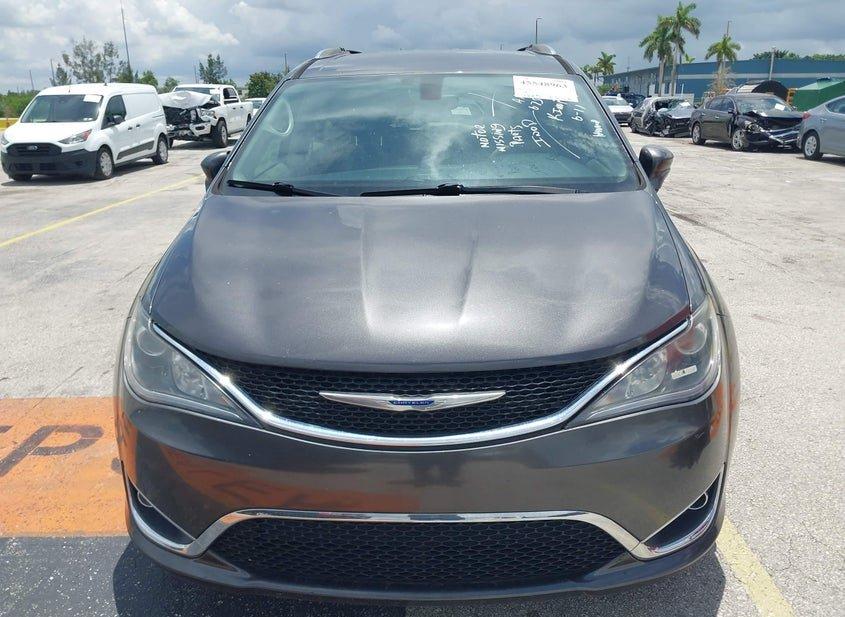 Chrysler Pacifica
