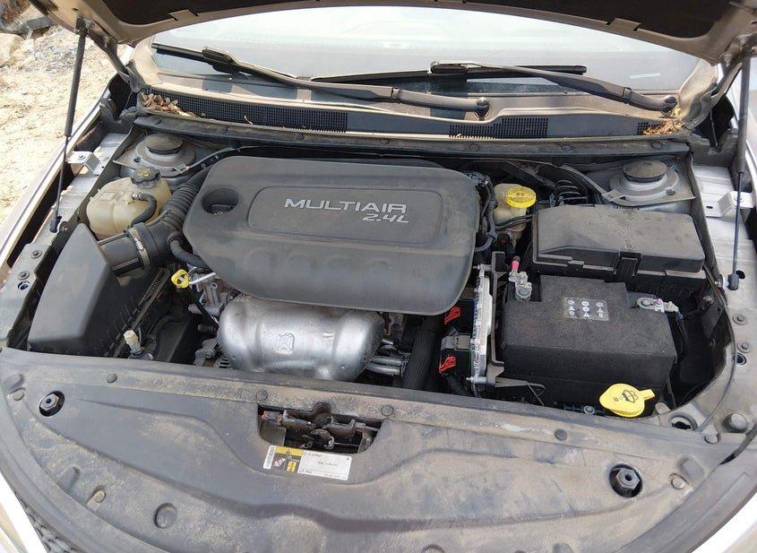 Chrysler 200