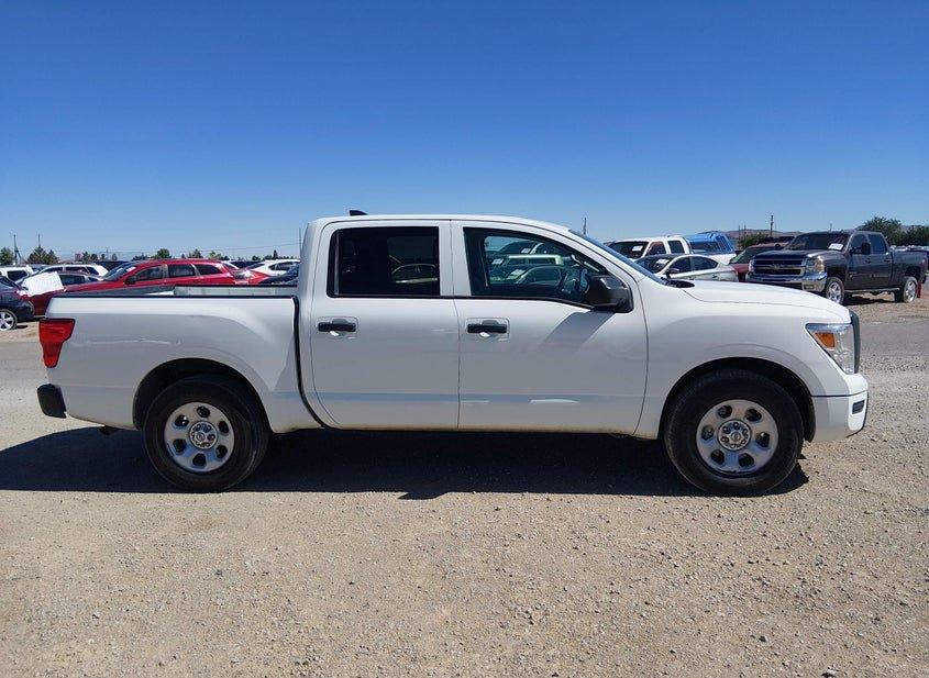 Nissan Titan