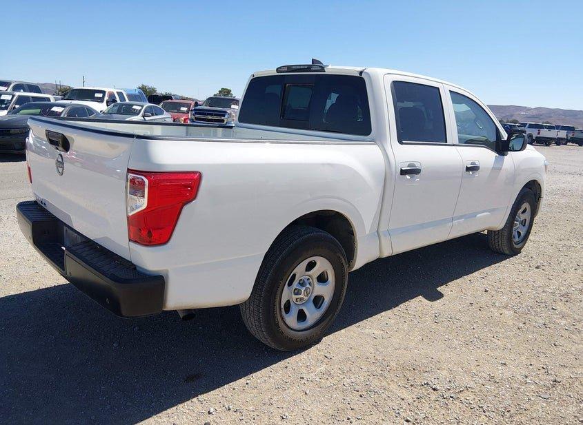Nissan Titan