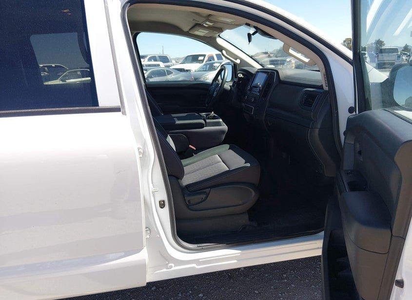 Nissan Titan