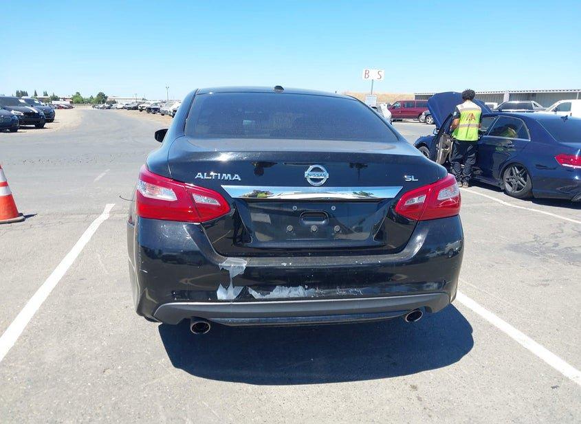 Nissan Altima