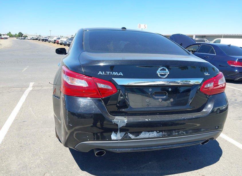 Nissan Altima