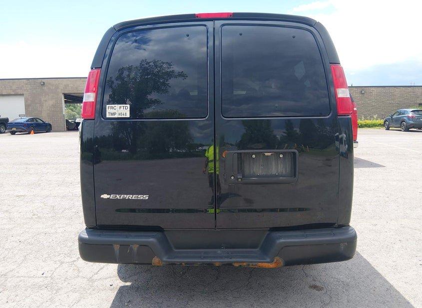 Chevrolet Express 2500