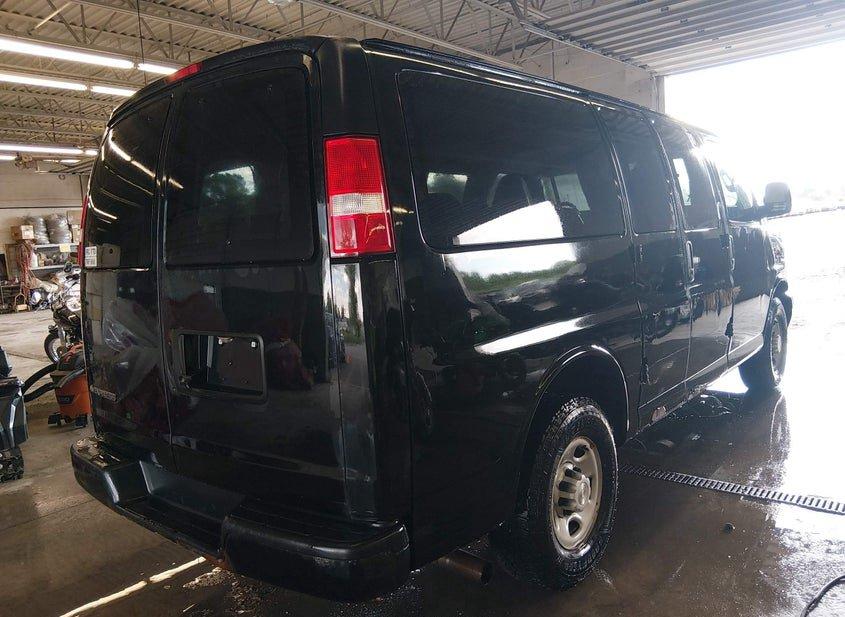 Chevrolet Express 2500