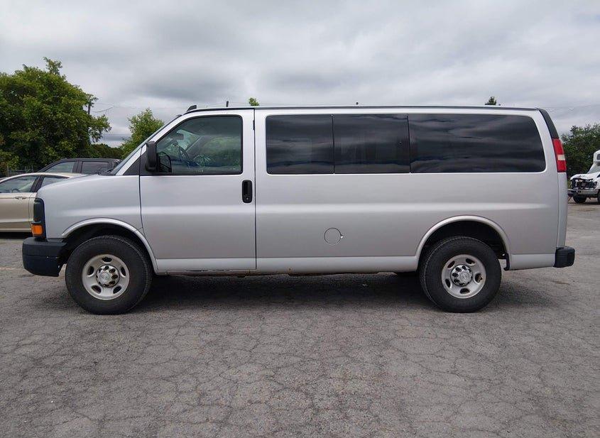 Chevrolet Express 2500