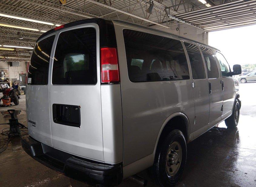 Chevrolet Express 2500