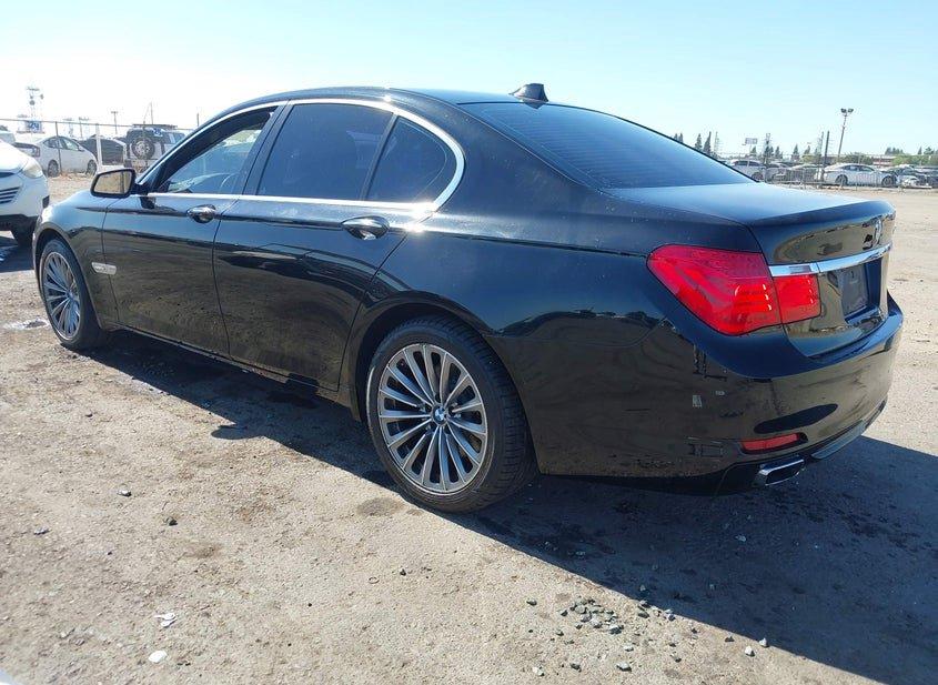 BMW 740I
