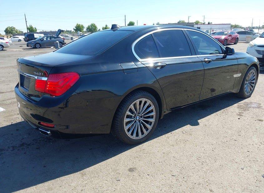 BMW 740I