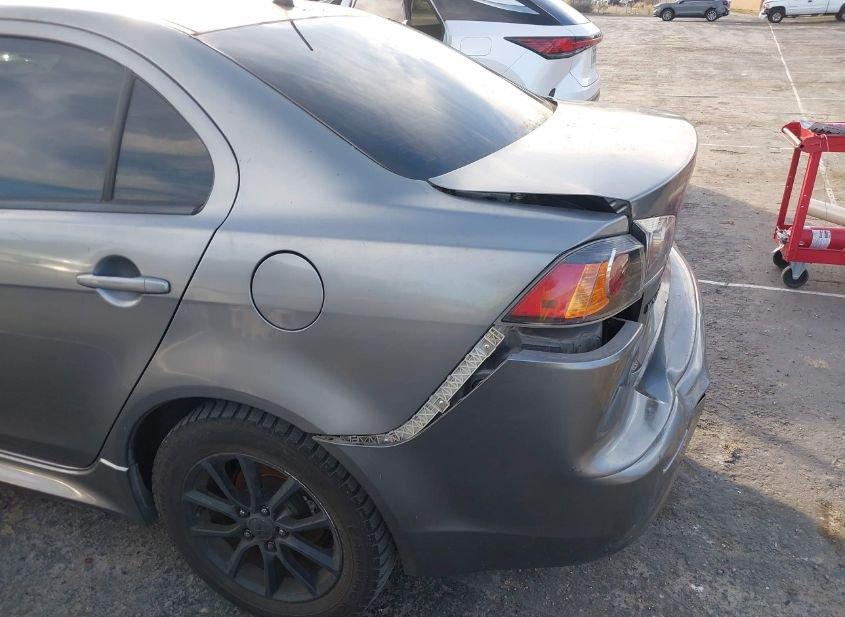 Mitsubishi Lancer