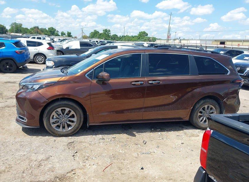 Toyota Sienna