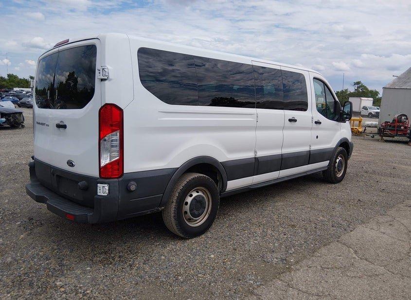 Ford Transit-350