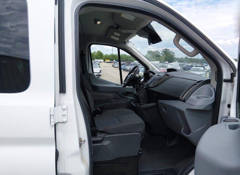 Ford Transit-350
