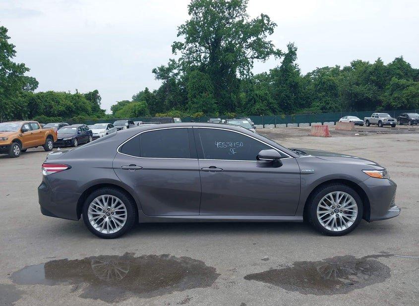 Toyota Camry Hybrid