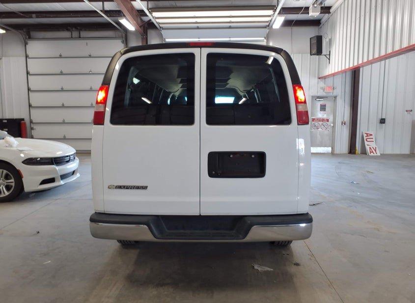 Chevrolet Express 3500